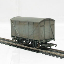 weathered MINT BOXED Hornby R9238 Grey ventilated van Thomas the Tank range